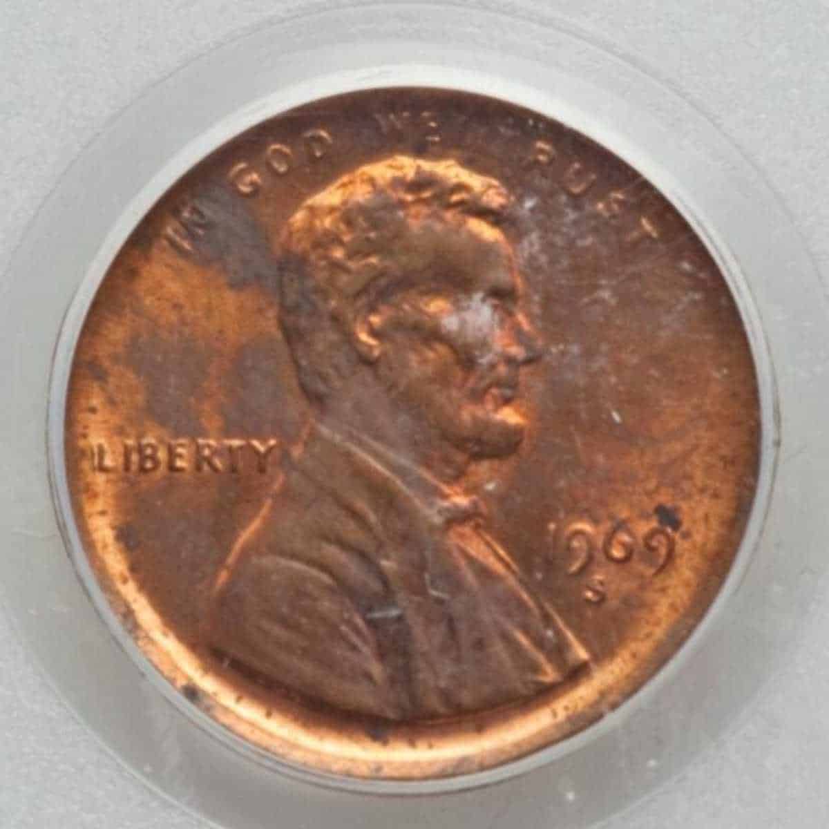 1969 S Penny with Broad struck, Out of Collar Error
